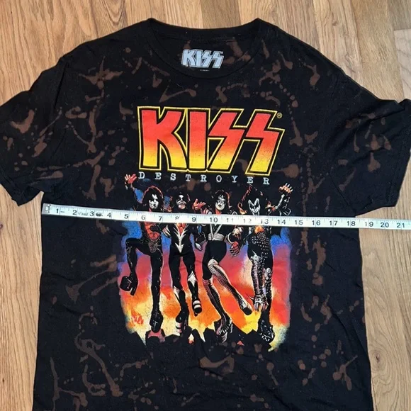 Custom NWOT KISS Bleached Dyed Tee Size M - Picture 4 of 5
